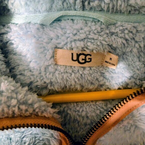 UGG Kadence Women's Sherpa Zip Up Hoodie Size M - Picture 3 of 4